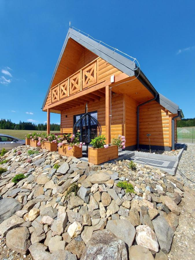 Osada Orlica Klimatyczne Domki Z Widokiem Na Gory I Termalnym Spa Sauna Jacuzzi 4 Km Od Zieleniec Ski Arena Lasowka Luaran gambar