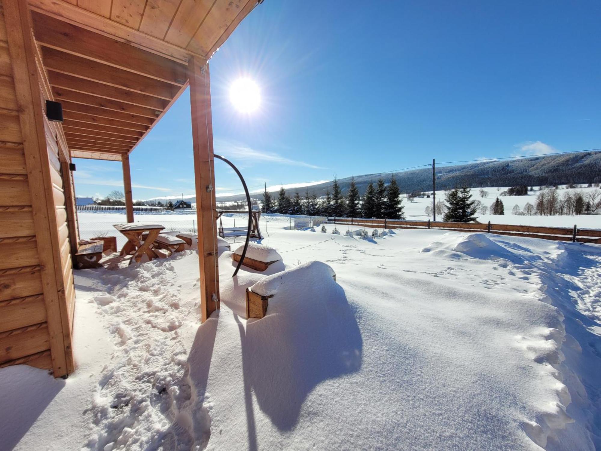 Osada Orlica Klimatyczne Domki Z Widokiem Na Gory I Termalnym Spa Sauna Jacuzzi 4 Km Od Zieleniec Ski Arena Lasowka Luaran gambar